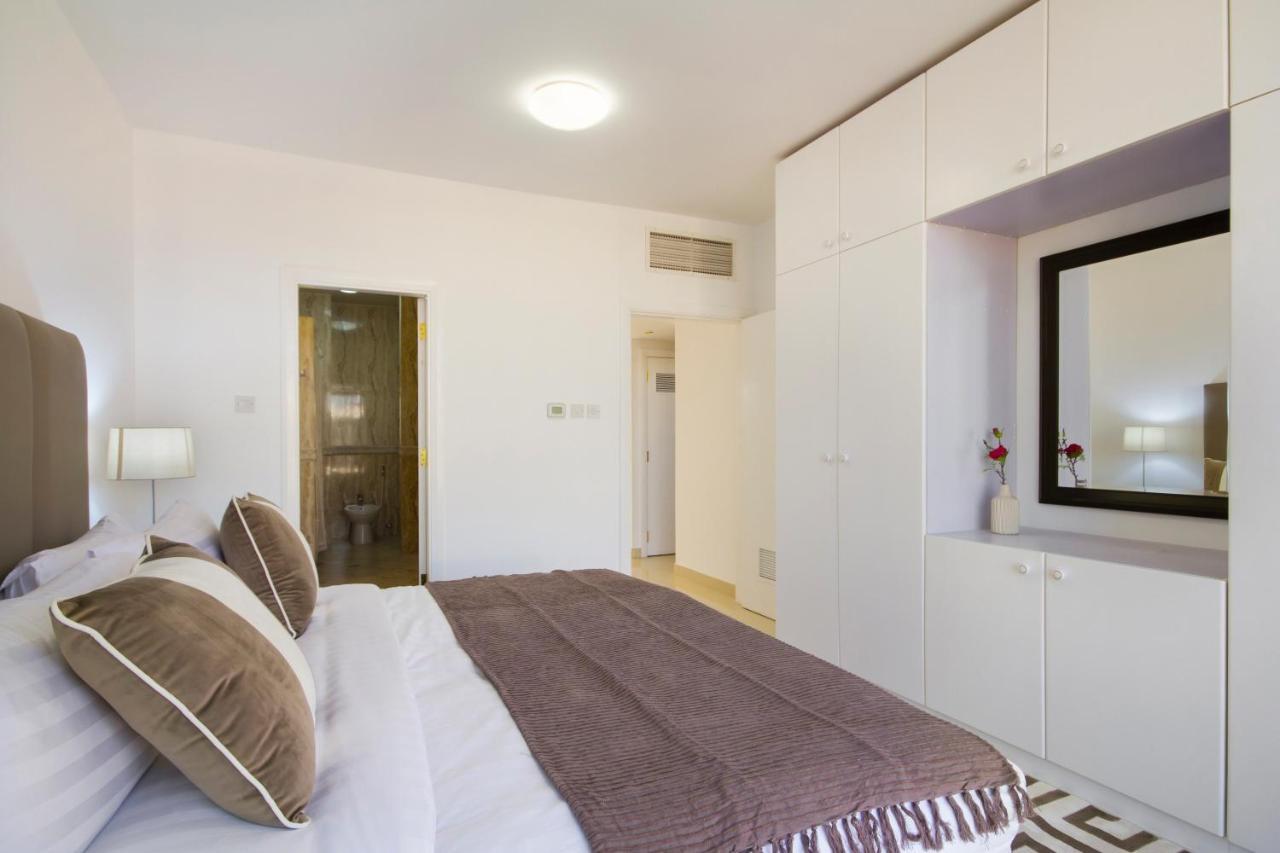 Bespoke Residences - 3 Bedroom Waikiki Townhouses Дубай Екстериор снимка